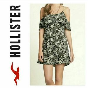 Hollister Cold Shoulder Floral Dress